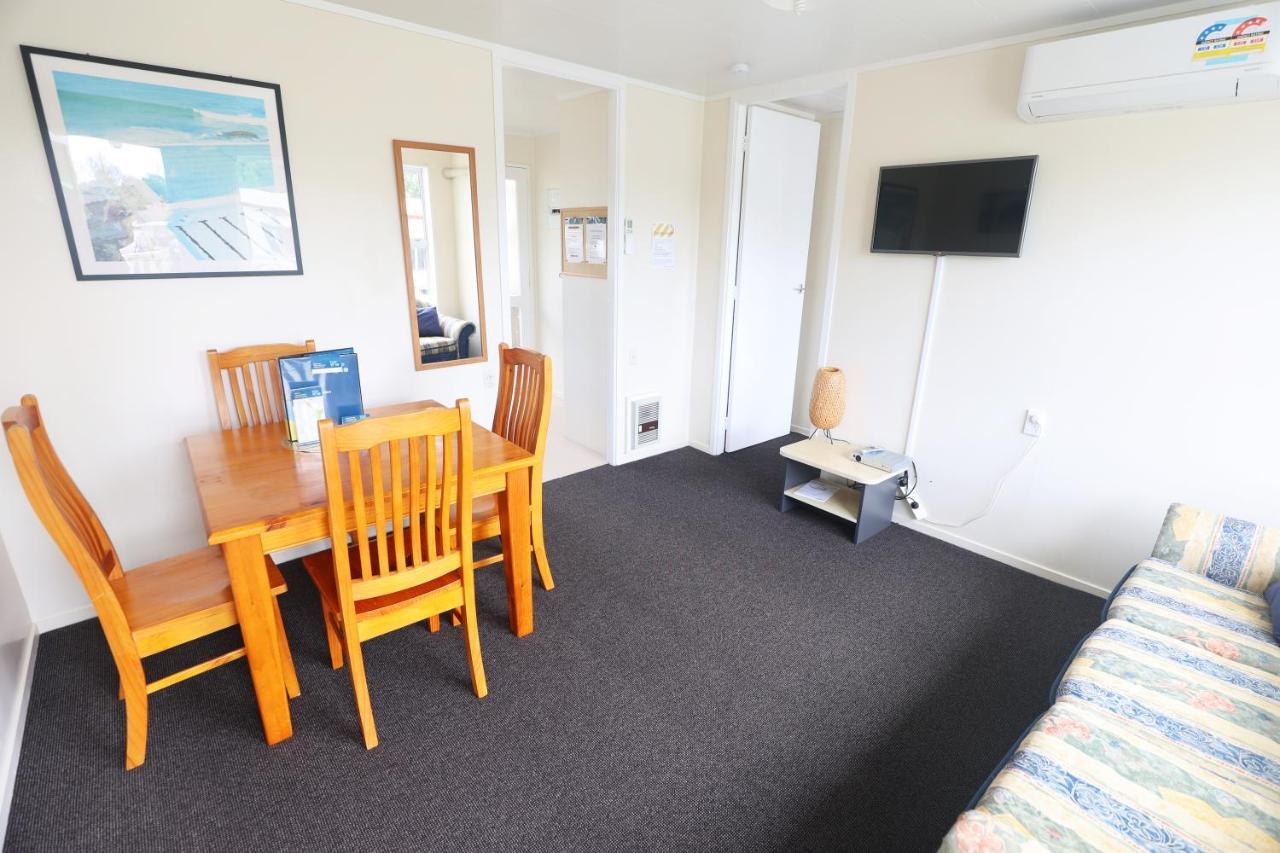 Orere Point Top 10 Holiday Park Auckland Exterior photo
